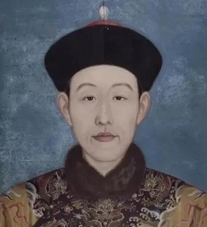 乾隆是一个，特别现实的人身为一个皇帝，最怕的就是活不长久乾隆这辈子却从来不信