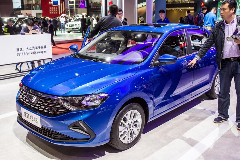 预算七八万，捷达和帝豪可太难选了。捷达是合资老炮儿，有25年沉淀，“皮实、耐