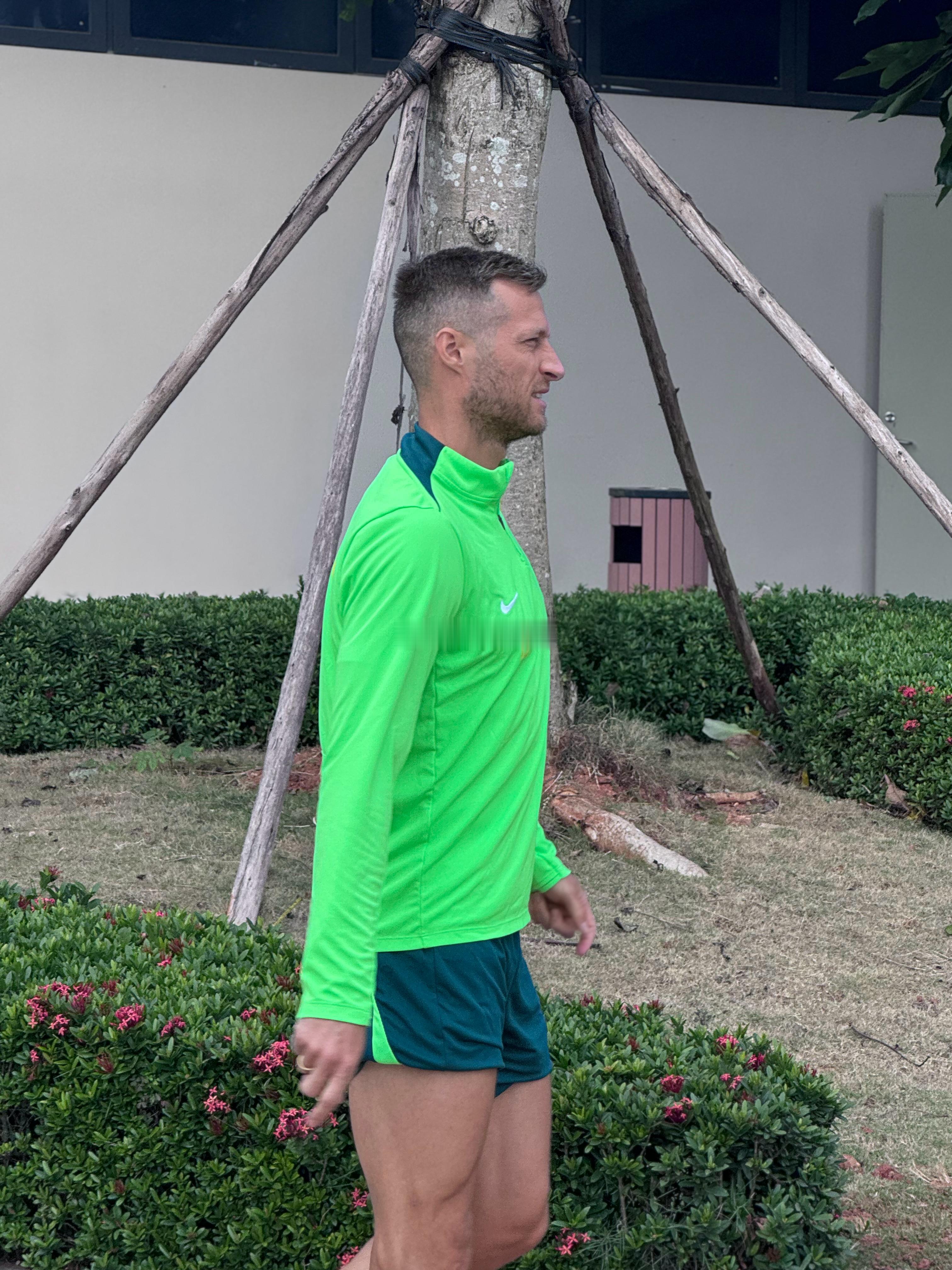 北京国安北京国安据SORARECHINA报道，北京国安队已联系外籍球员斯帕吉