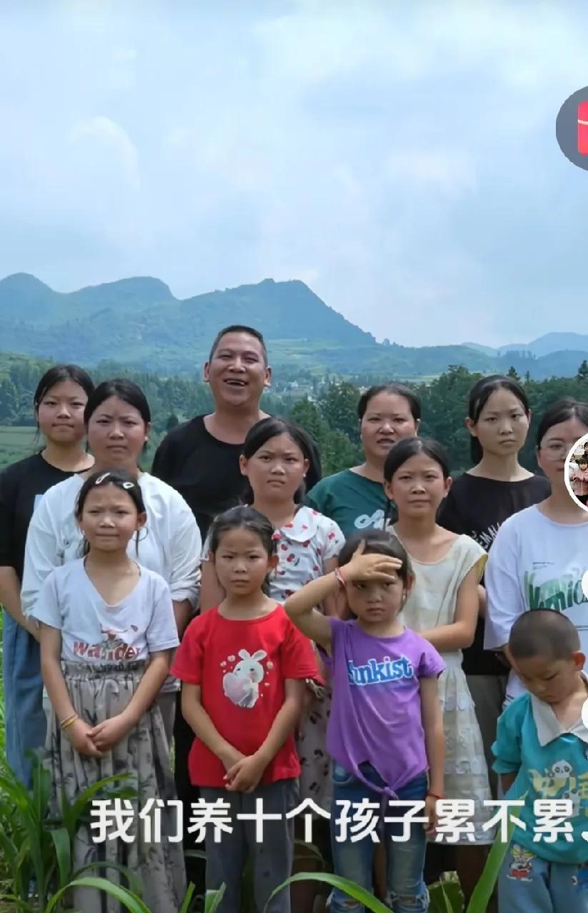 我们这一代人，苦了自己也不能苦了孩子，现在的父母咋都这样了。吃了晚饭出去散步，