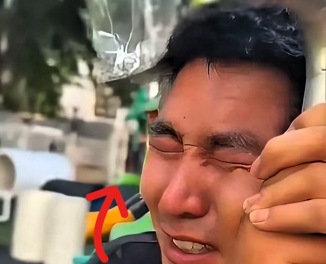 今天开学第一天，本以为会像往常一样，看到幼儿园门口小朋友哭得稀里