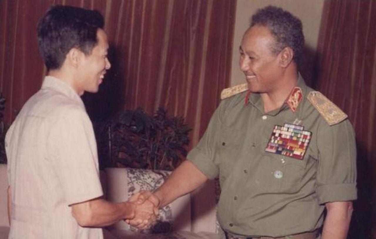 1970年，苏丹总统尼迈里访华，国宾台一大早就准备了各种早餐，尼迈里看了一眼没有