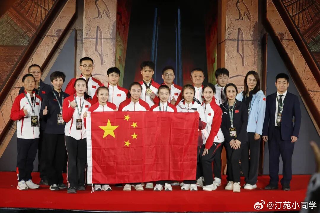 体操世界杯开罗站，中国体操队收获3金2银3铜，柯沁沁勇夺女子自由体操金牌、平衡木