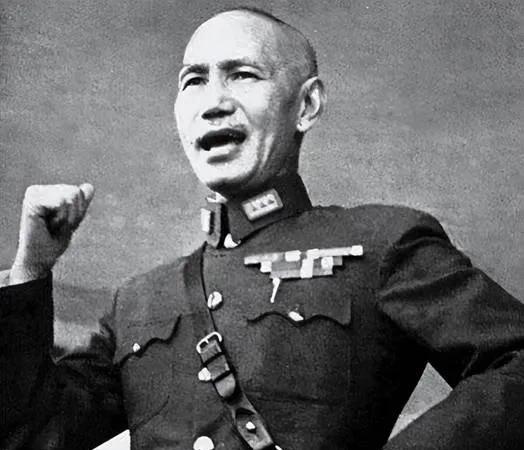 全面抗战爆发之前，蒋介石曾经问过他的德国军事总顾问法肯豪森：如果中日开战，中国能