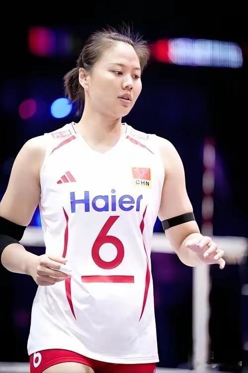 龚翔宇这事有点不可思议了女排亚锦赛即将到来，中国女排作为东道主尤其是引人注目。