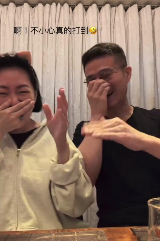 小S又幸福了，但她的这份幸福大概只有结婚多年的人才会理解。48岁生日，小S不但