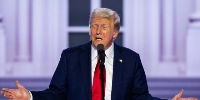 特朗普曾扬言：只要解放军在台湾地区采取行动，他就敢轰炸北京。很多人听后以为这是美
