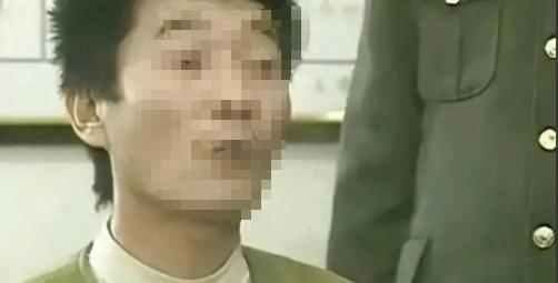 2002年，广西男子因祖坟被挖，一怒之下灭仇家满门，逃窜路上，袭击村委、炸县委，