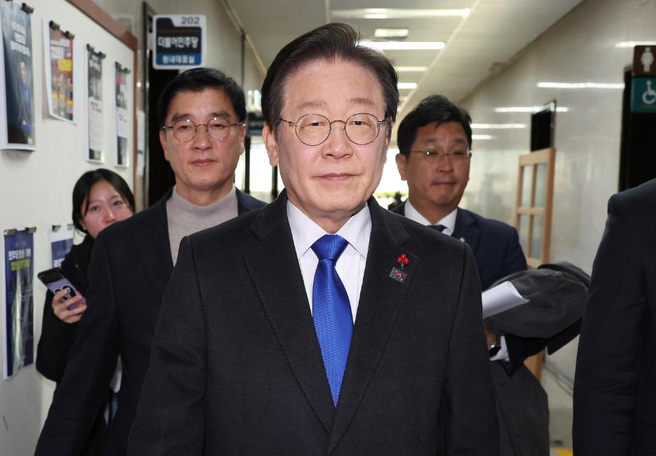 李在明心里肯定“恨死”高市早苗了。要说这李在明最近心里最膈应的人,绝对是日本