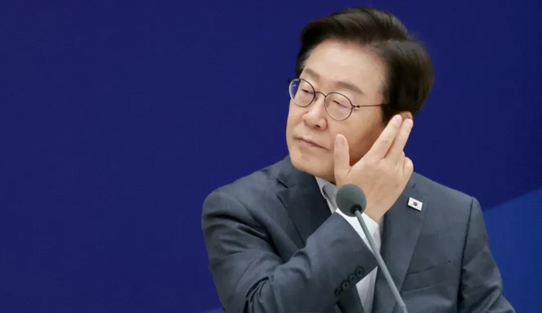 快讯：李在明支持率最新出炉~52.8%，创就职以来最低！过半韩国人同意解散国民力