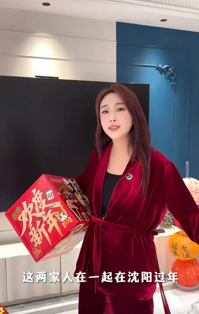 杜若溪真的太能干了！在节日里，她精心策划，把婆家和娘家的亲人们都聚到了一起，让原