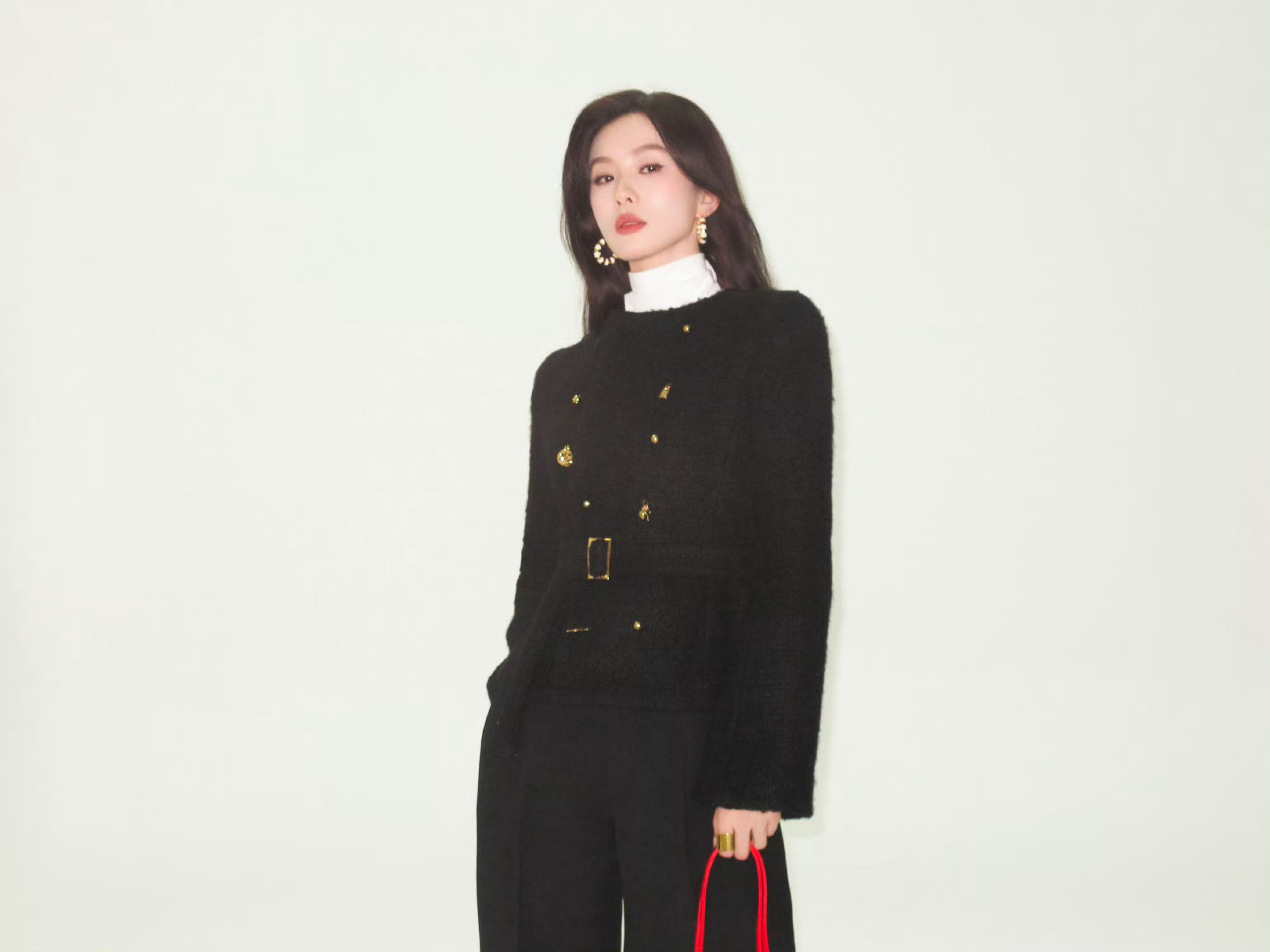 随便一拍就是硬广水平，行走的种草机，刘诗诗真是全方位的权威刘诗诗celine全球