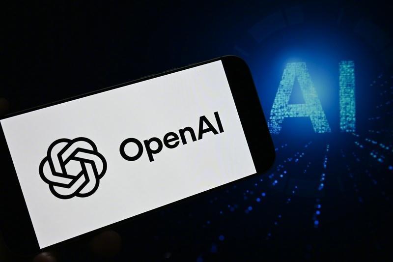 #OpenAI取消最新模型发布计划##OpenAI三个月两次叫停训练#【OpenAI据悉因安全隐患取