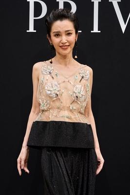 李冰冰，亮相GiorgioArmaniPrive2026秋冬巴黎高定周看秀，