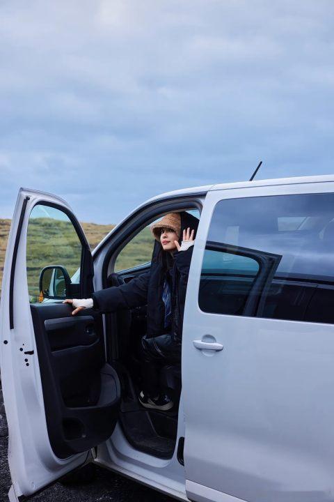 花少摄影师发了99张北斗七行这99张照片太有感染力了！不仅拍到了冰岛的奇幻美