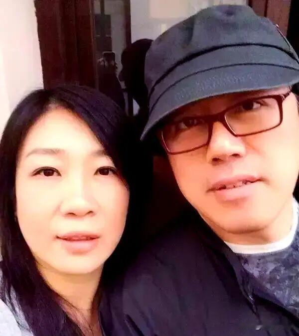 张宇唱高音了，嗓子却像绷紧的弦，他还在练。他不是没病，是病了二十多年，一直没停