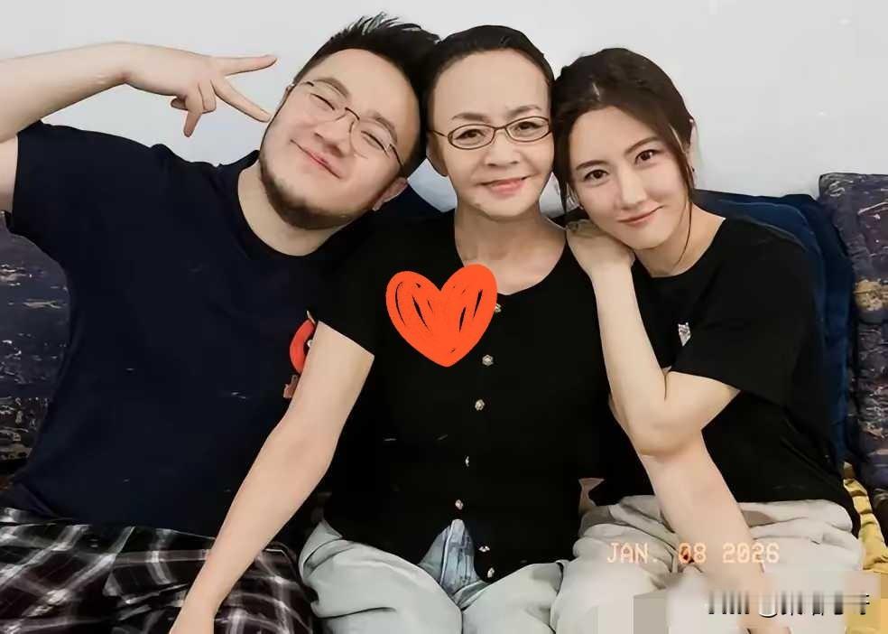 巴图妻子怒斥英如镝，资源倾斜引家庭裂痕，真相究竟如何？2026年1月，