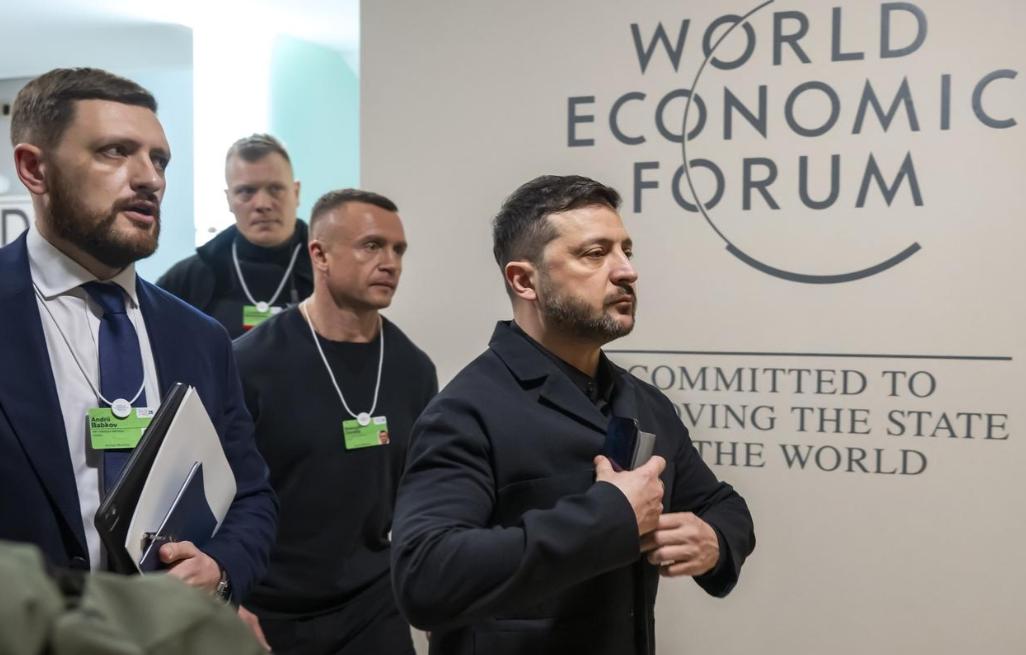 泽连斯基这次惹了大祸！1月30日，俄罗斯国家杜马主席公开警告泽连斯基：“泽连