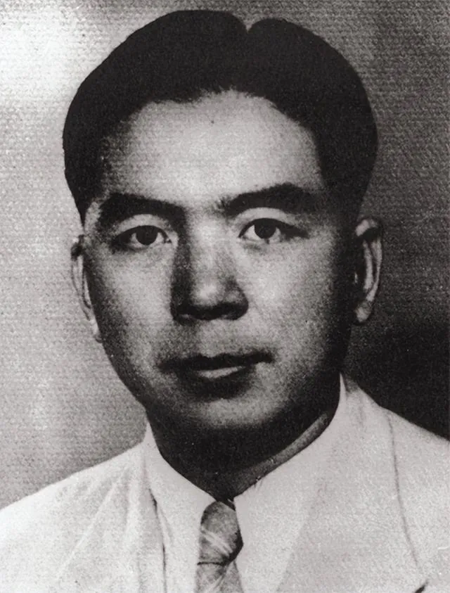 1980年，“船王”包玉刚准备捐1000万美元在北京建立国际饭店，但是他提出一个