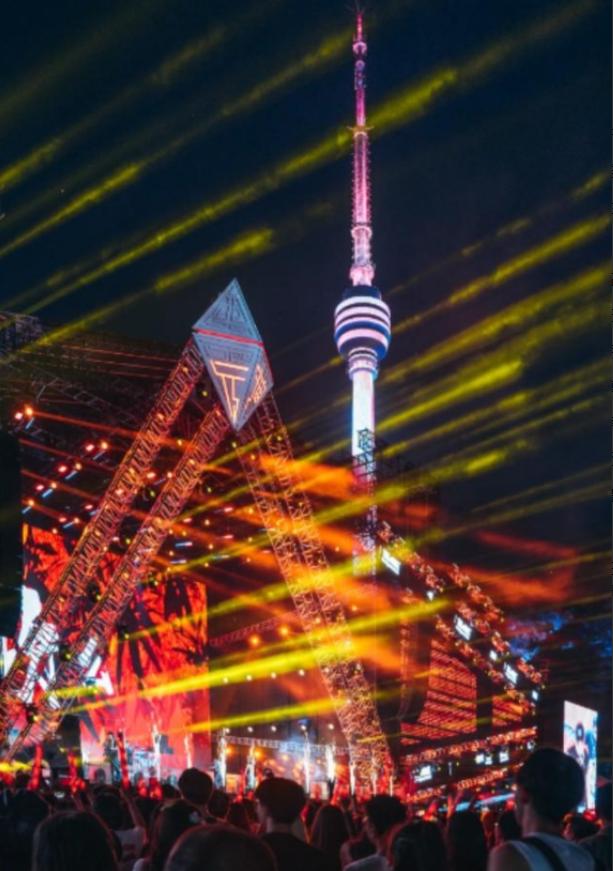 风向彻底变了！美国、德国、法国、韩国、英国、加拿大这些国家的媒体，全都齐刷刷把镜