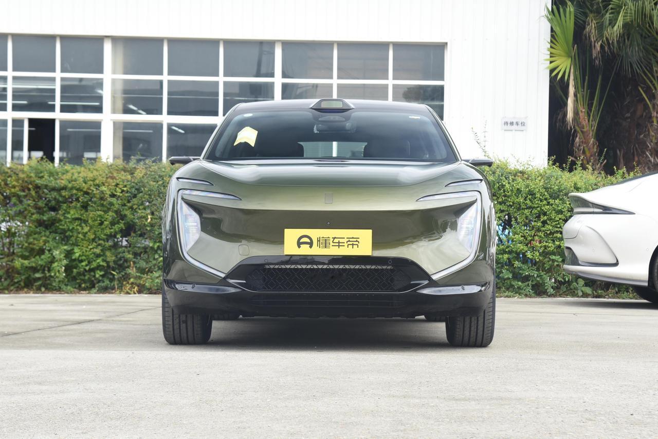 二手阿维塔07卖得比新车还火，智驾不打折、价格打骨折，到底谁在偷偷下单？最近在