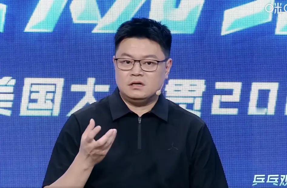 侯英超这话太毒舌了，直言：虽然蒯曼4-3赢了佐藤瞳，但赢得并不光彩，老侯