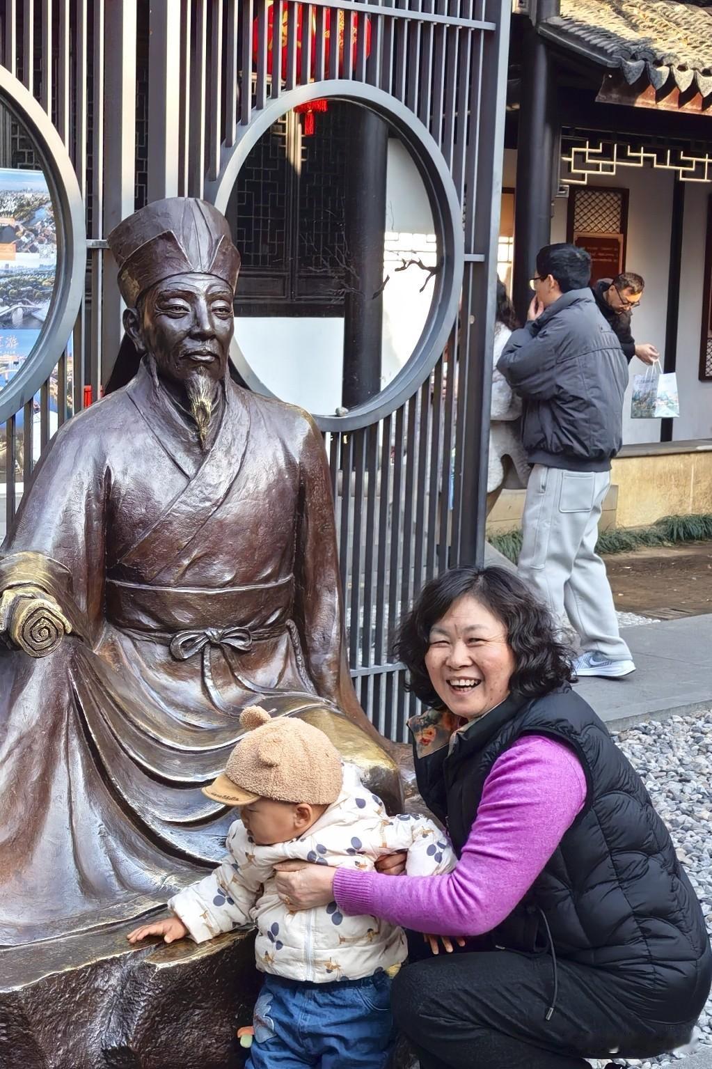 单身老人的困惑（十一）我在女儿家生活了九年，每月1800块钱的退休金，基本上