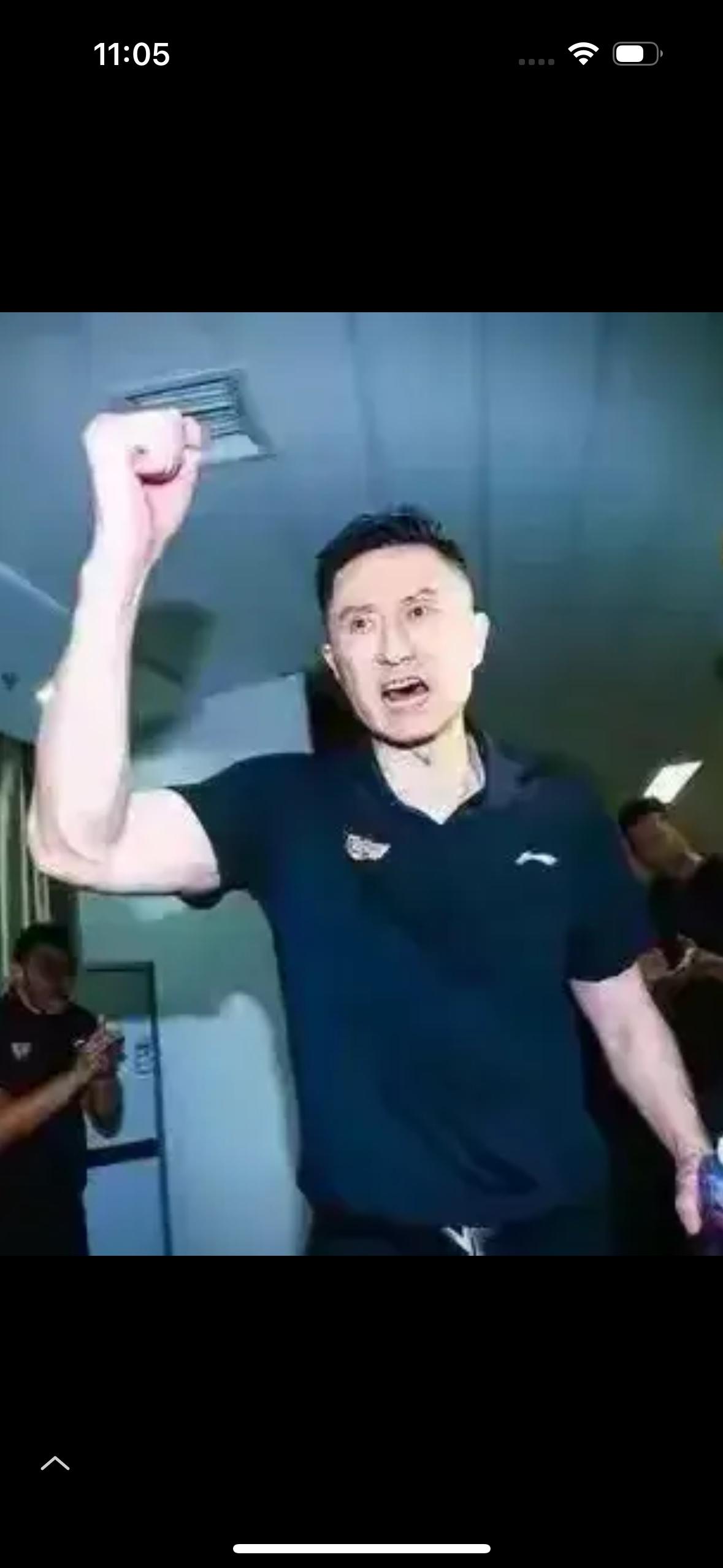 新疆飞虎男篮需要这样子的主教练！新疆飞虎男篮真的需要有血性的