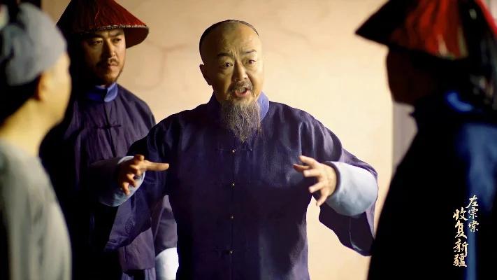 左宗棠收复新疆回到北京，据说慈禧太后屏退了所有宫人，只问了他一句话："左爱卿收复
