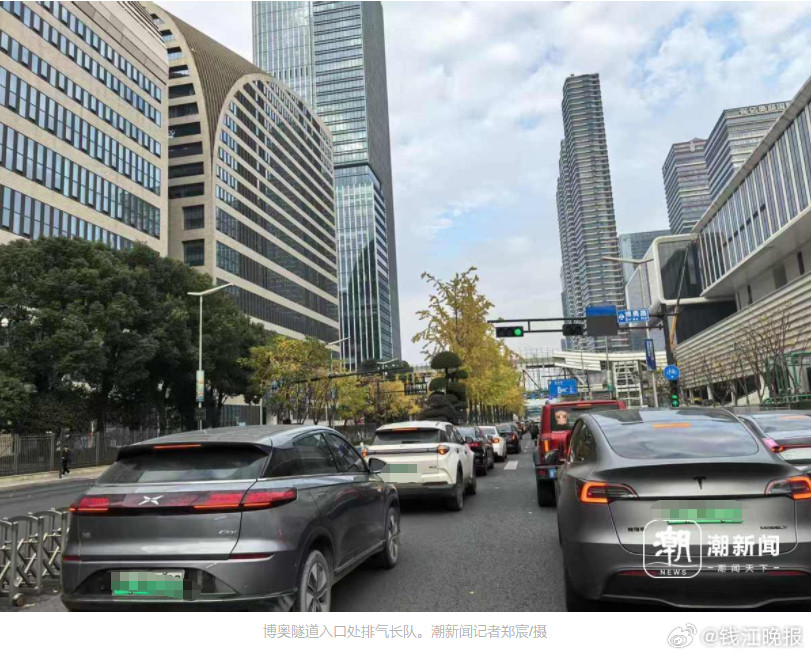 【，记者体验公交+地铁出行】钱江三桥于2025年11月22日0时起正式封闭施工，