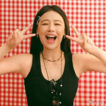 马思纯走出抑郁后的状态看着马思纯一点点恢复，越来越强大，心里满是骄傲。东玉，你