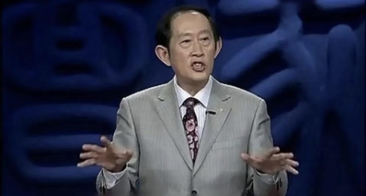 据我观察，生活中只有这几类人结局不好，其它的人生都还好：第一类：不知足的人。