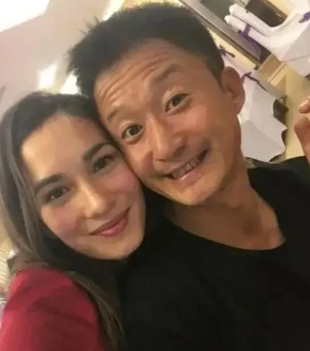 当年，吴京筹拍《战狼2》，打电话给卢靖姗救场：“你可以来做我的女一号吗？”卢靖姗