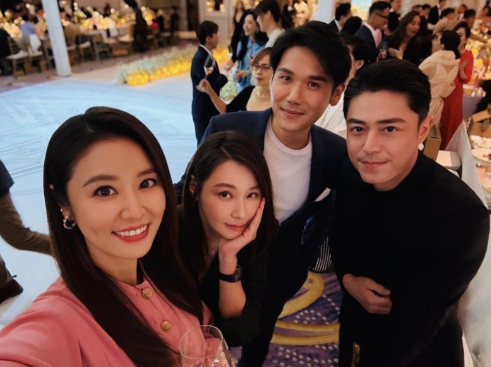 邱泽许玮甯婚礼出席邱泽、许玮甯婚礼的艺人们，也是卡司不错的红毯了——悄悄入场的