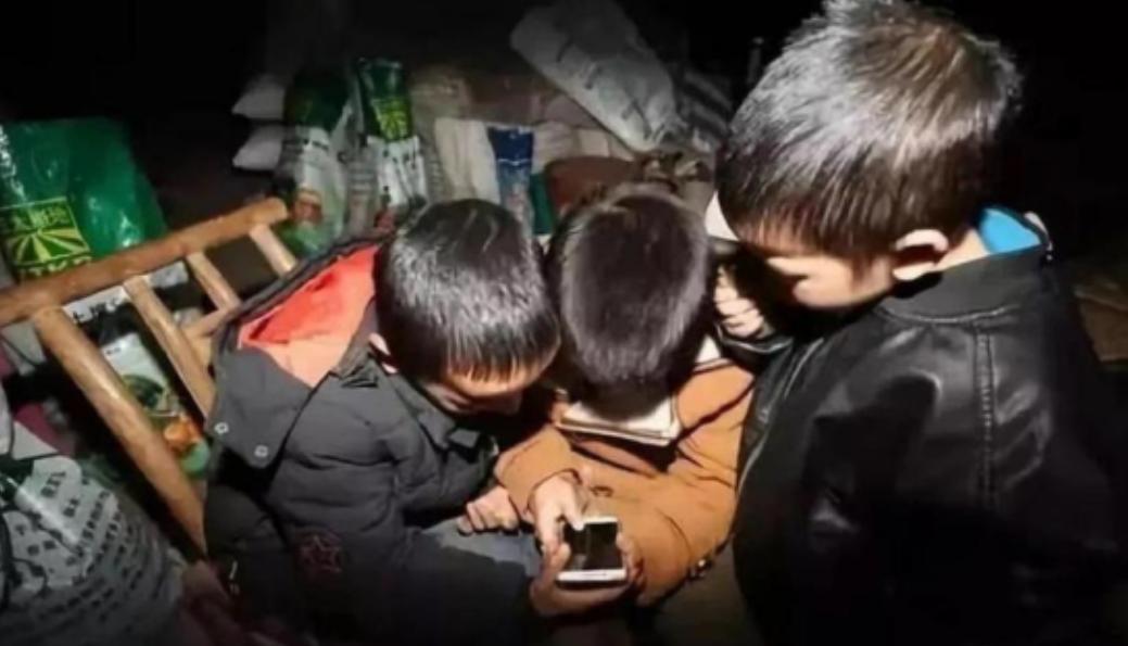 醍醐灌顶的一段话：“中国孩子一定会走向毁灭，因为五毒俱全。第一，毒手机。手机是万