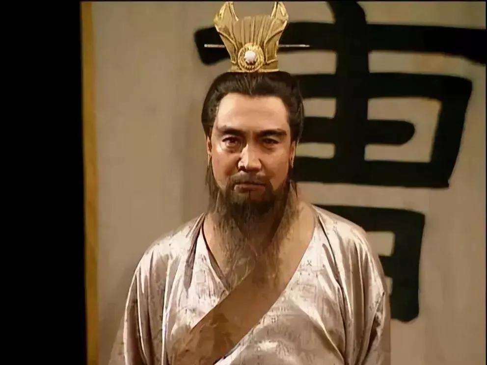 三国演义中，最令曹操感到遗憾和难以释怀的有三位，武失典韦，文失杨修，智失徐庶，实