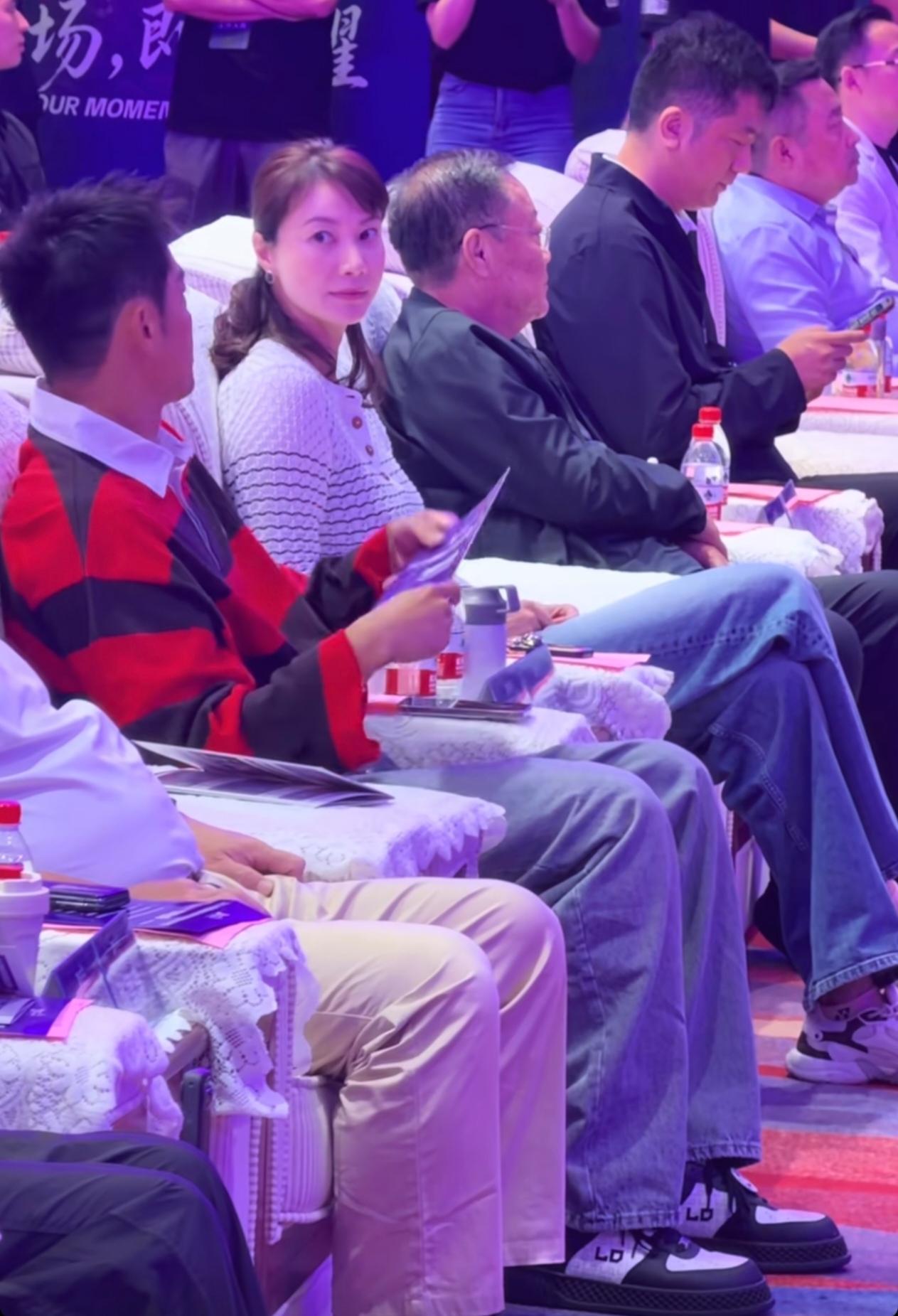 林丹和谢杏芳，越品越唏嘘线下曾见过谢杏芳本人，真的和镜头里完全不一样！现实