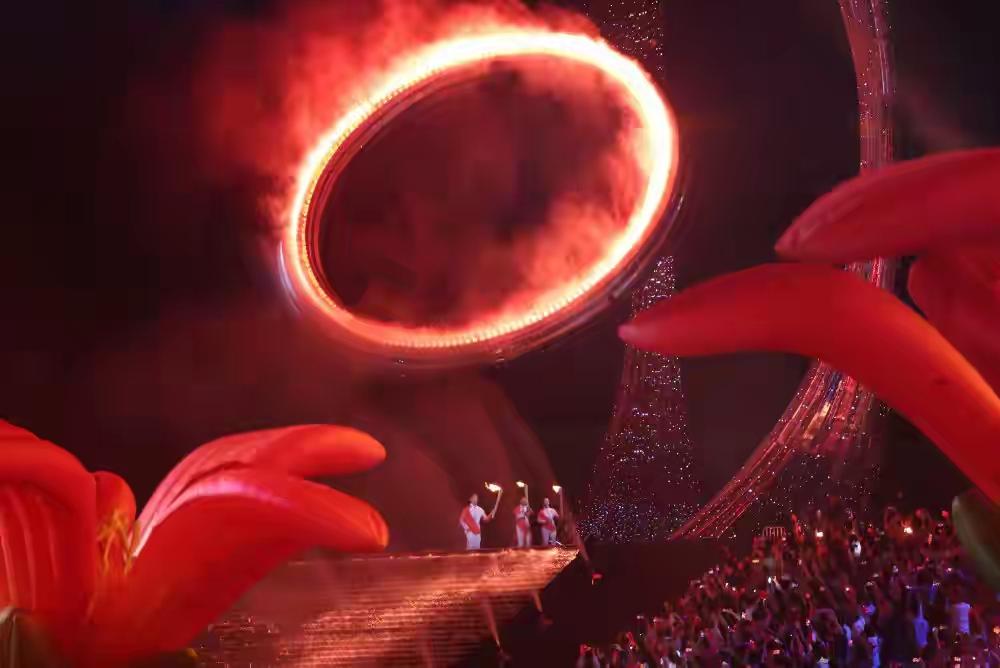 奥委会女掌门首访狂赞！中国体坛真强国，全运会开幕式太会整活国际奥委会史上首