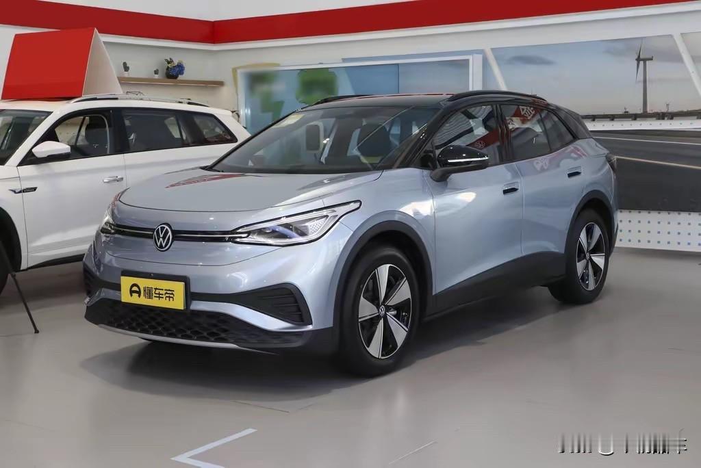 大众ID4估计做梦都没想到会成网约车热门。今天和一位21年买ID4的车主聊了聊。