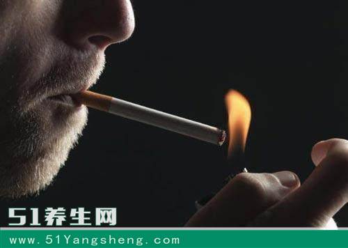 烟戒烟不掉? 白开水里加点它, 润肺排毒, 还能预防癌症