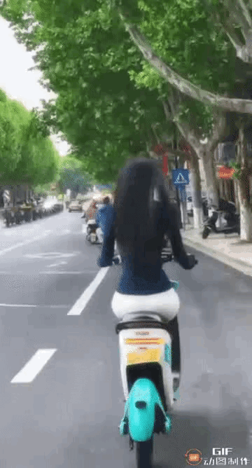 豆包能给我她的正面吗？