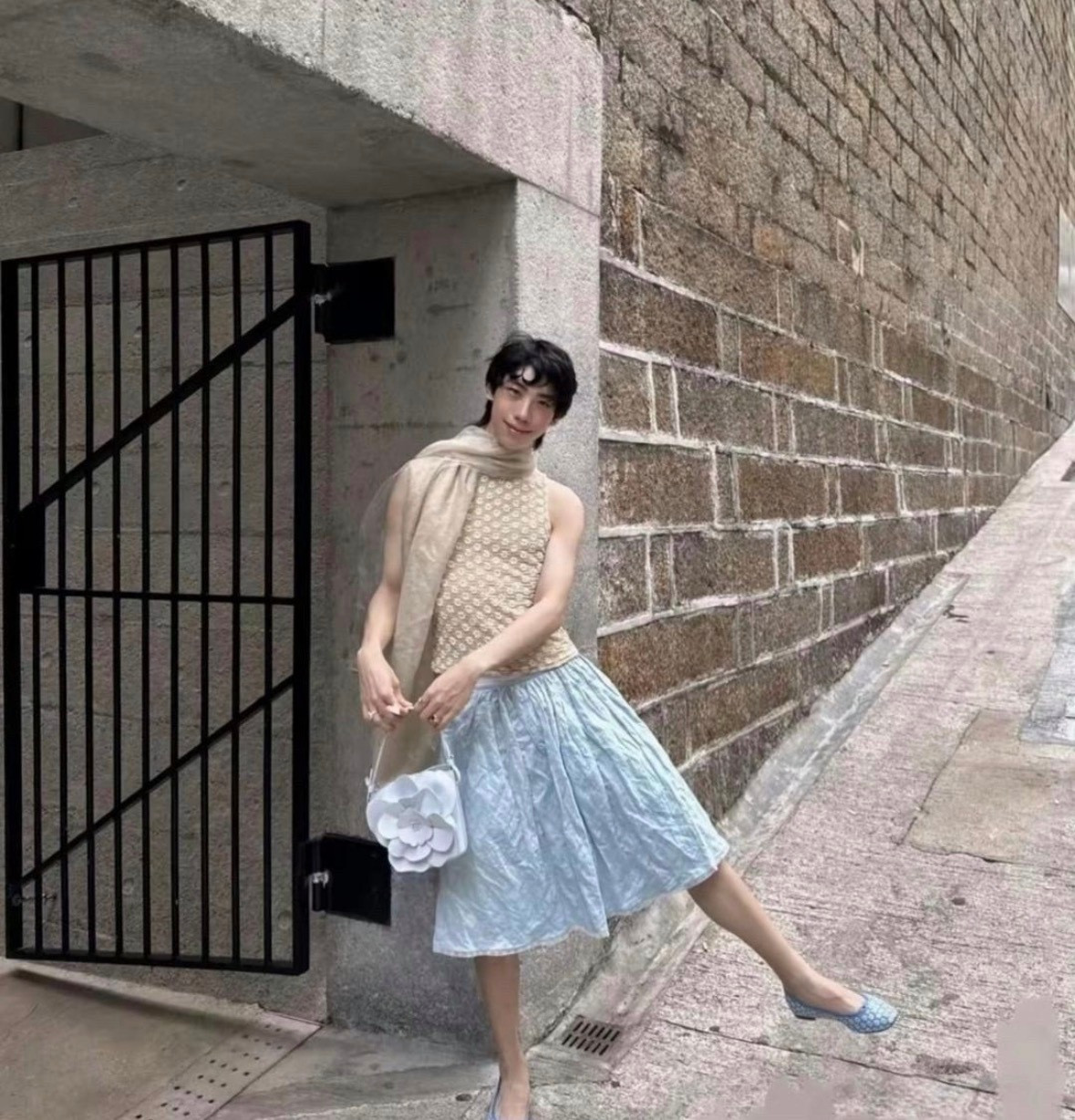 伊能静不能管管他儿子吗？