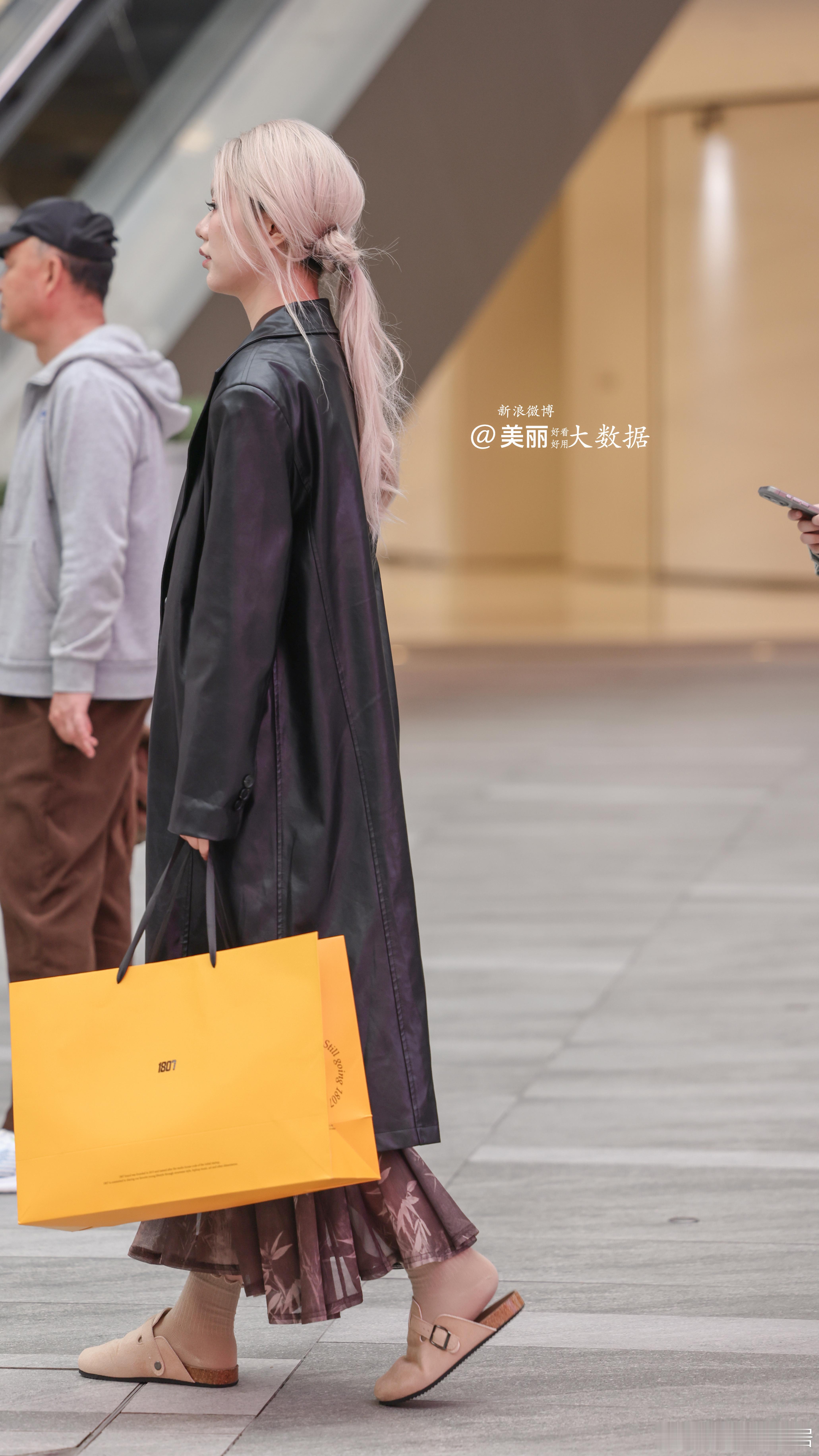 有质感的一身。。。✨