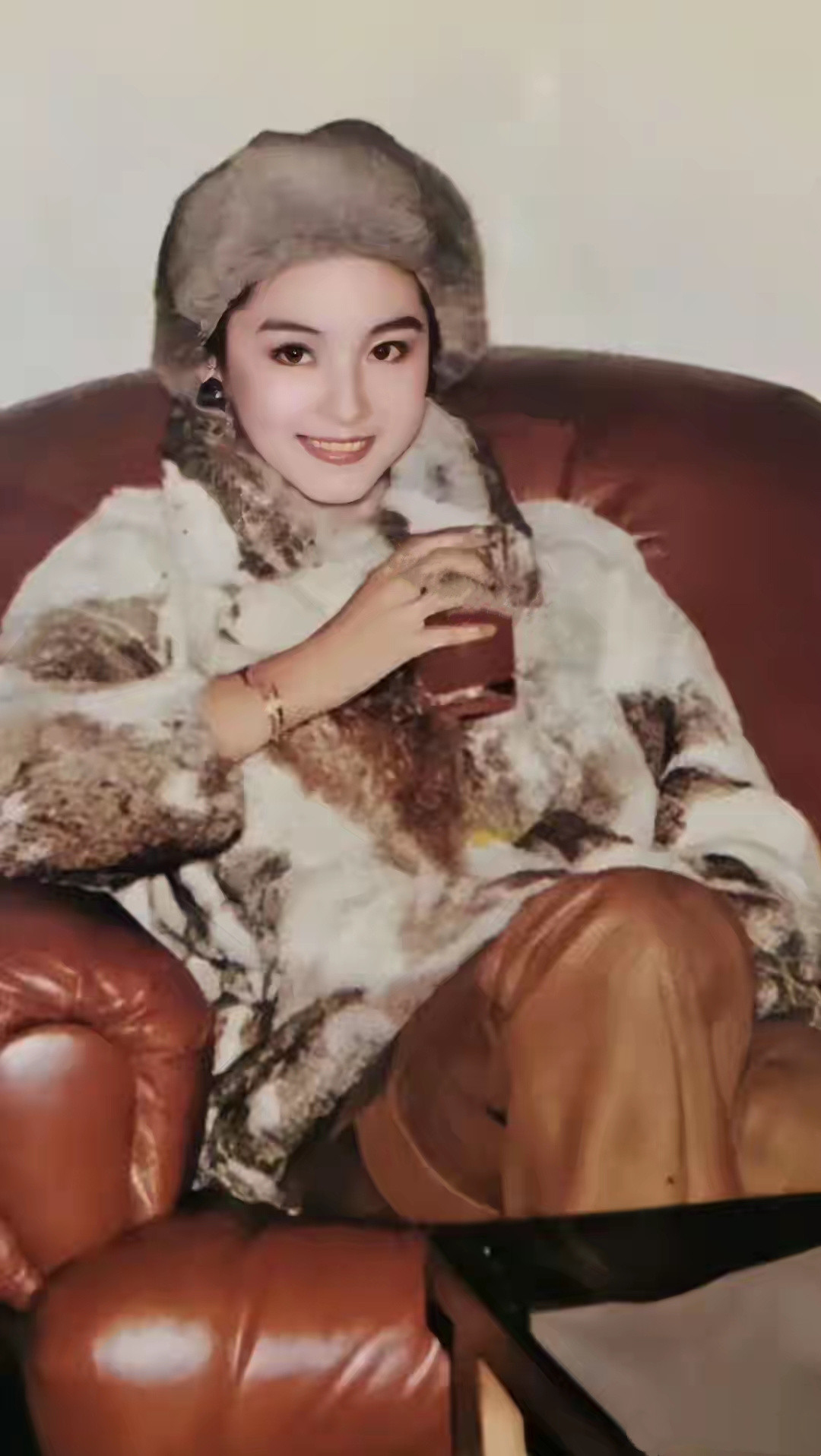 1973年19岁的林青霞