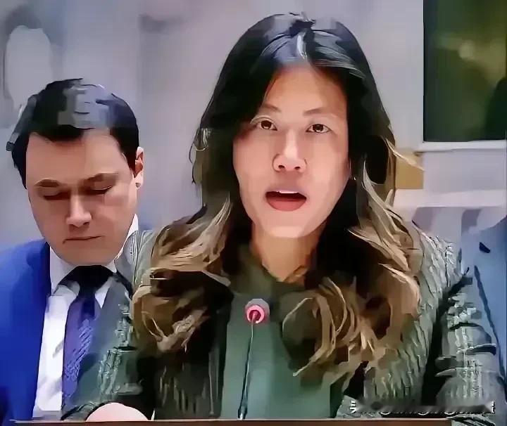 特朗普赢了？美国关税收入暴增！特朗普大喜过望，宣布胜利才刚刚开始，继续面加征10
