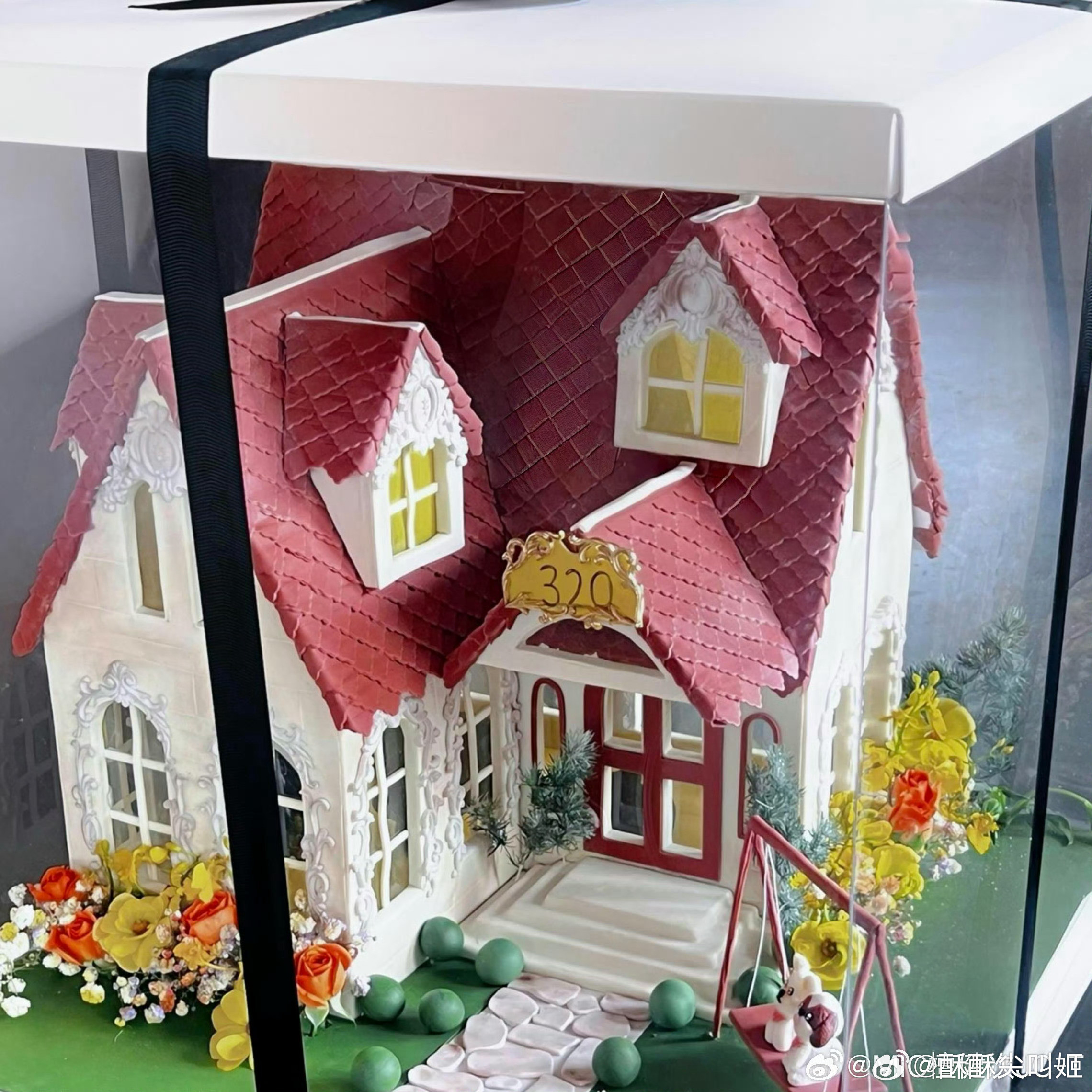 檀健次320卡点晒蛋糕檀健次320卡点晒蛋糕🎂今年的320DaHouse又