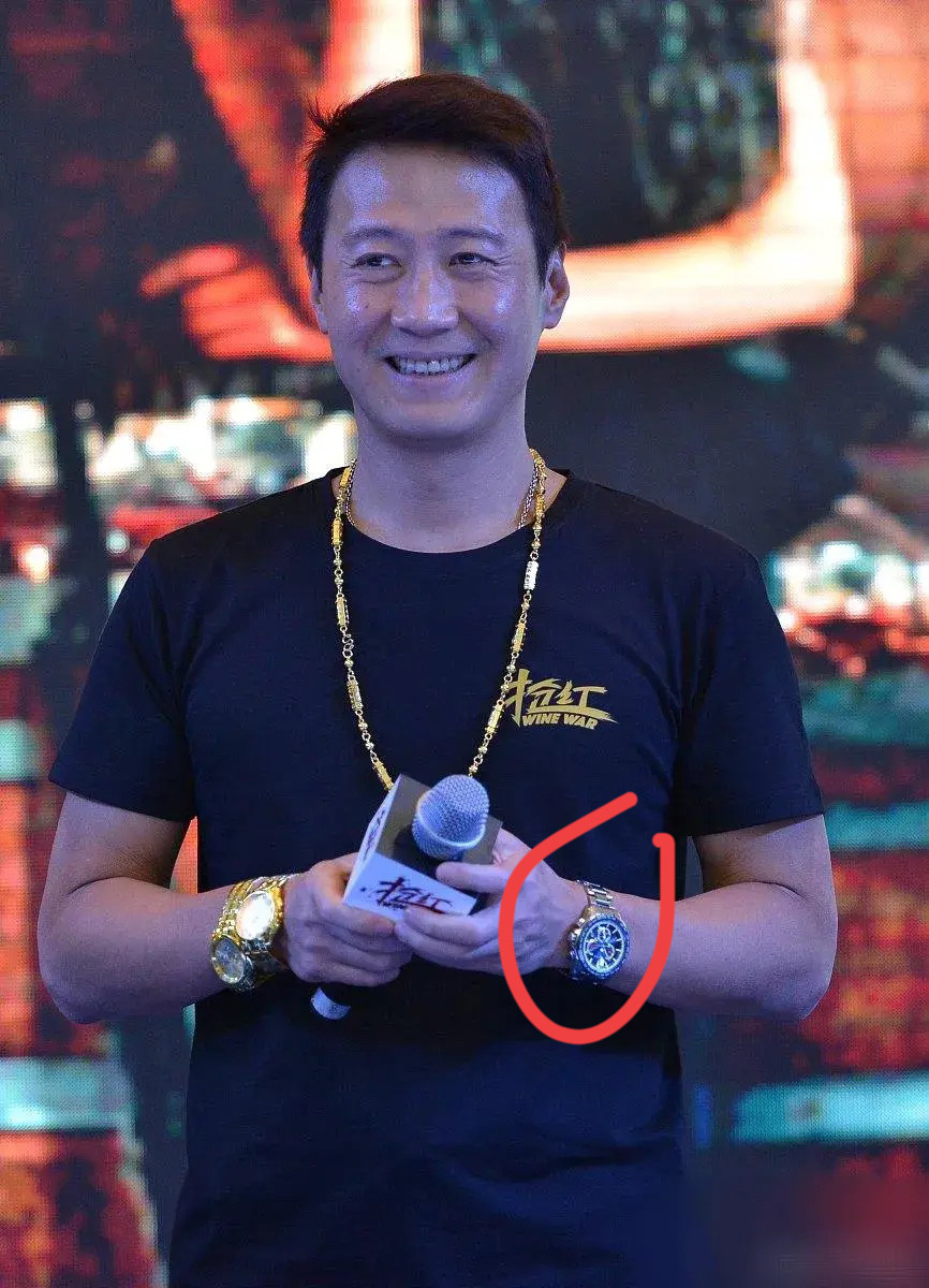 黎明手里戴着是什么品牌的手表？