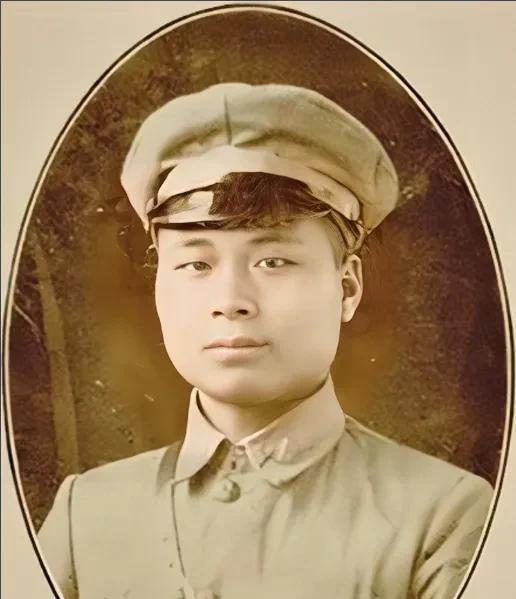 1959年，51岁的邱行湘刚被特赦，孤身一人，这位曾纵横战场的国民党将军，如今在