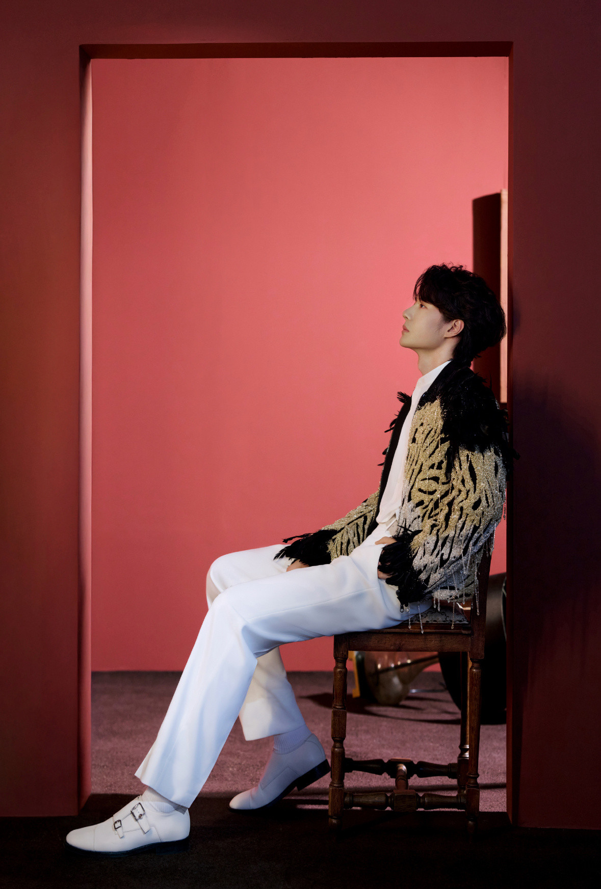 王一博央视春晚总台造型出图，高定超季全球首穿❗❗❗