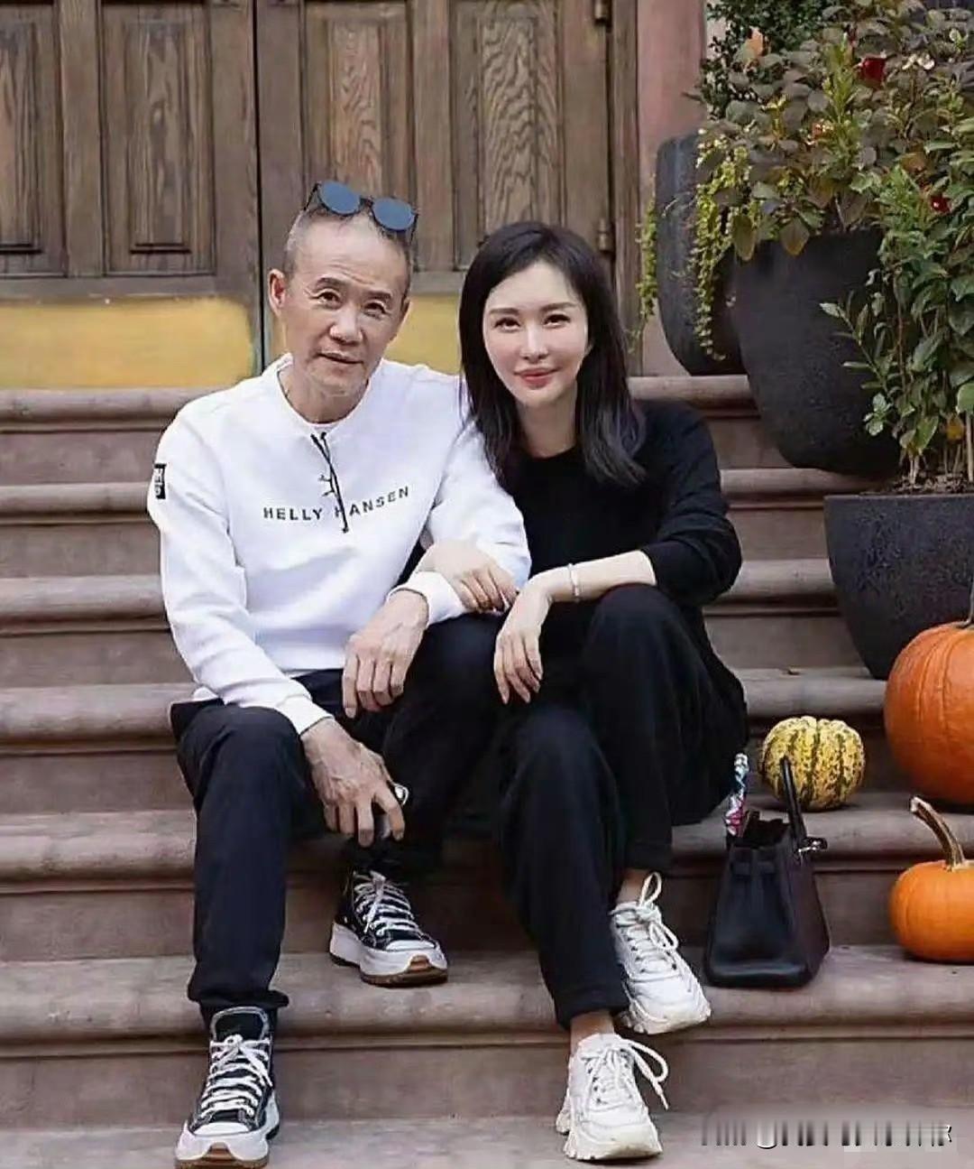 郎咸平说过一句实在话王石这辈子最大的投资失误，可能不是某个楼盘，而是换了枕边